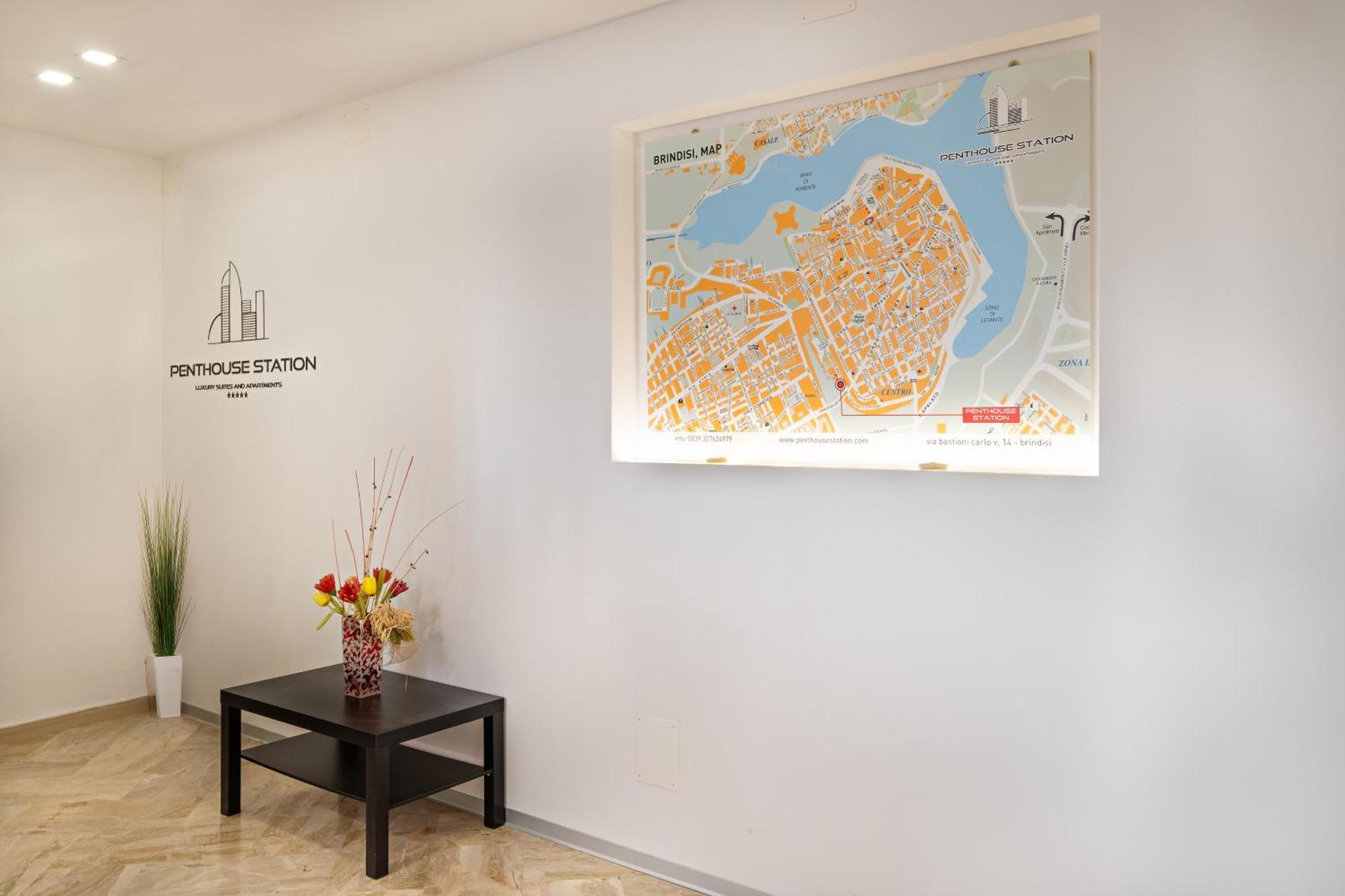 Penthouse Station Luxury Apts Le Dimore Brindisi Exterior foto